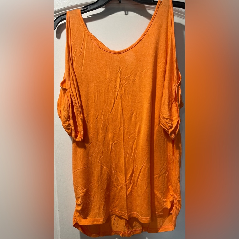Women’s Cut Out Sleeve Casual Summer Top